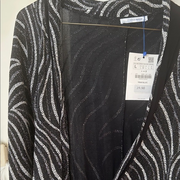 Zara Black and Silver Wave Pattern Dress - Picture 2 of 5